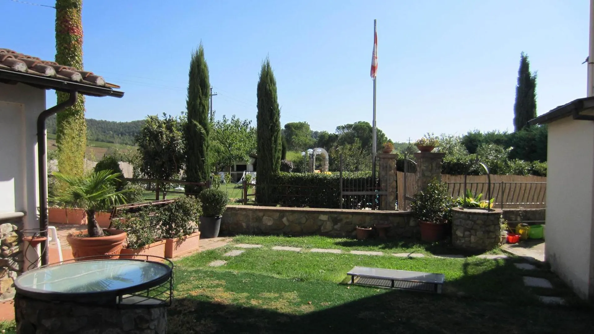 Nido Del Merlo Bed & Breakfast Santomato Italy