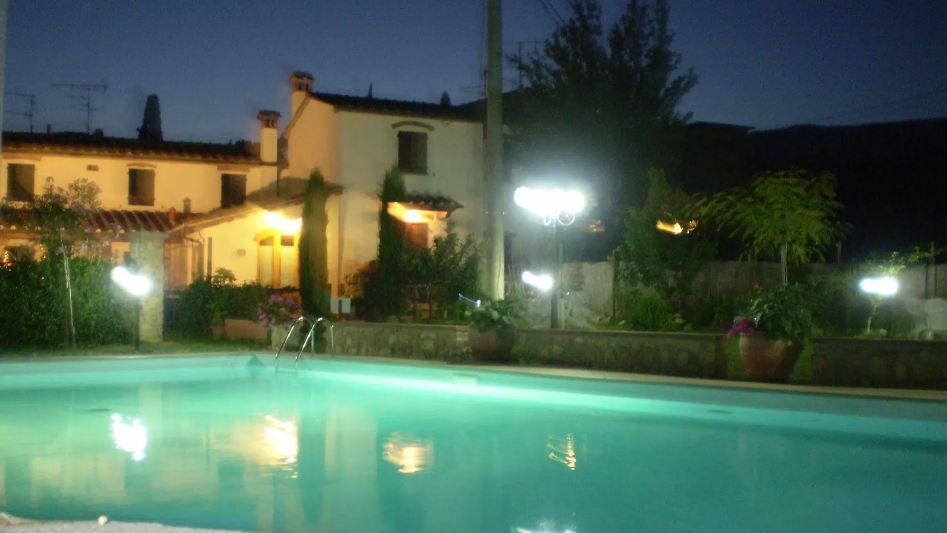 Nido Del Merlo Bed & Breakfast Santomato
